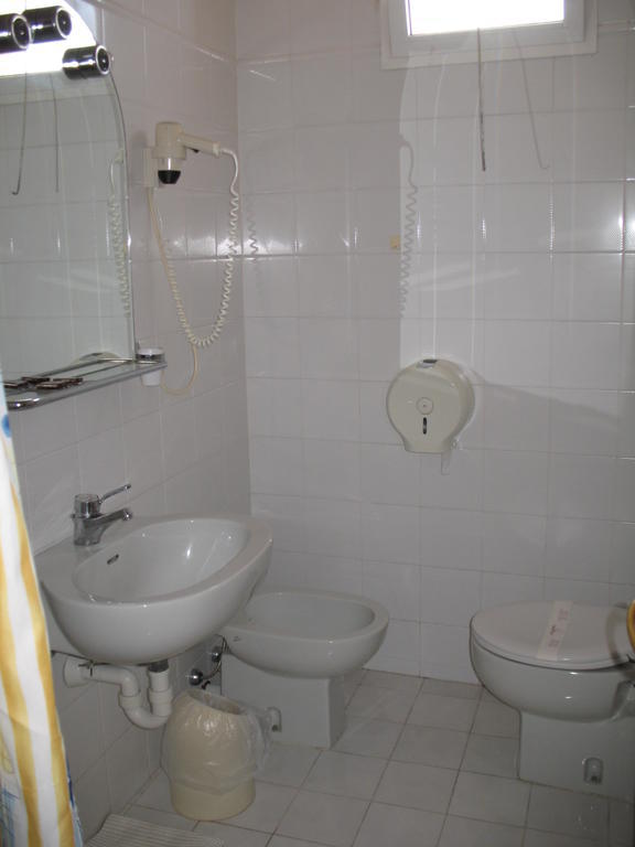 Albergo Paradiso Montecatini Terme Phòng bức ảnh